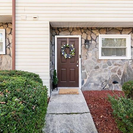 Escape The City W/King Bed, Arcade Games & Firepit Apartment Norcross Exterior photo