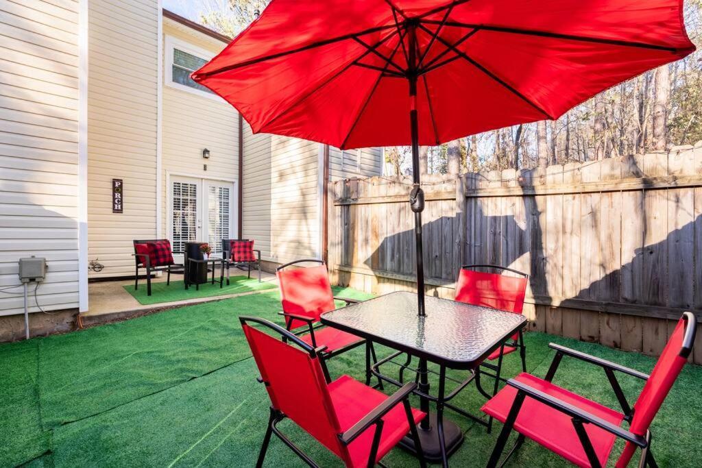 Escape The City W/King Bed, Arcade Games & Firepit Apartment Norcross Exterior photo